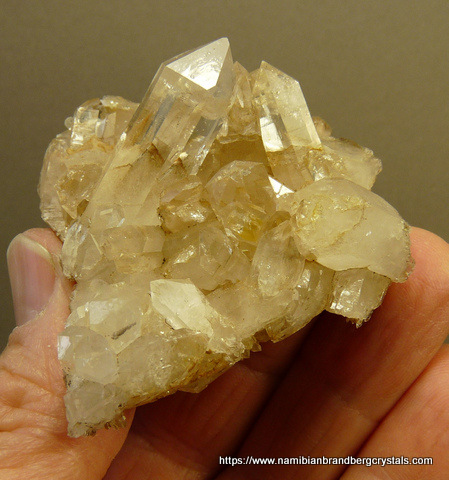 Quartz crystal group