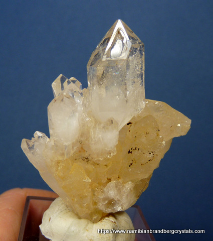 Quartz crystal group with interesting growth patterns