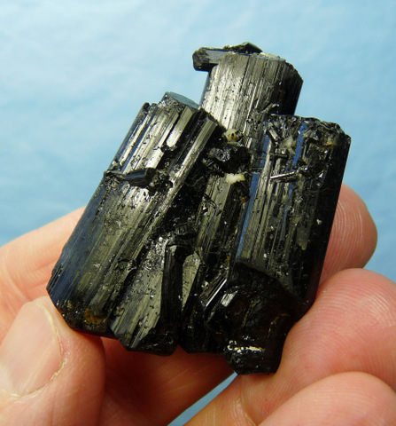 Lovely schorl crystal group with (?)dolomite crystals