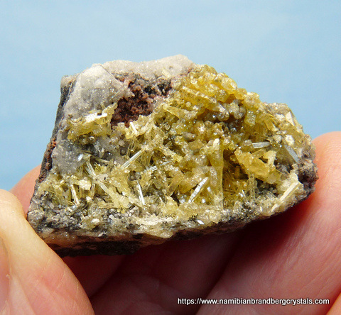 Gemmy mimetite crystals on chalcocite matrix