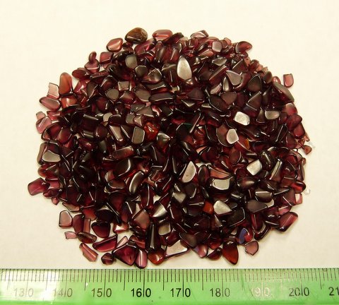 Fourty grams of tumbled garnets